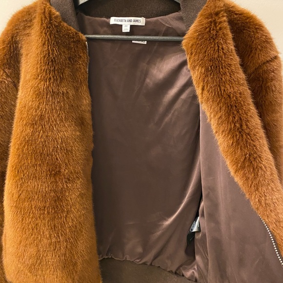 Faux fur jacket - Picture 2 of 3